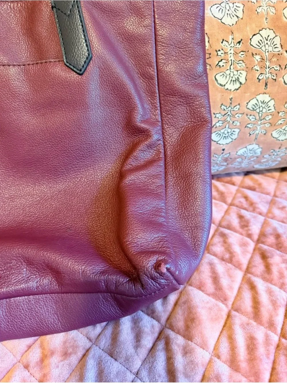 Fossil cowhide pebbled leather burgundy Fiona tote bag purse
